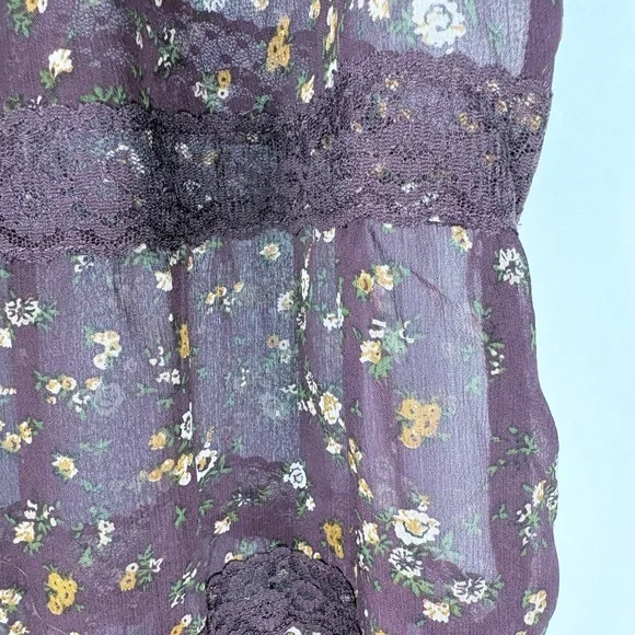 Sheer Floral Tunic Top - Picture 4 of 5